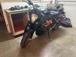 Ktm Duke 390