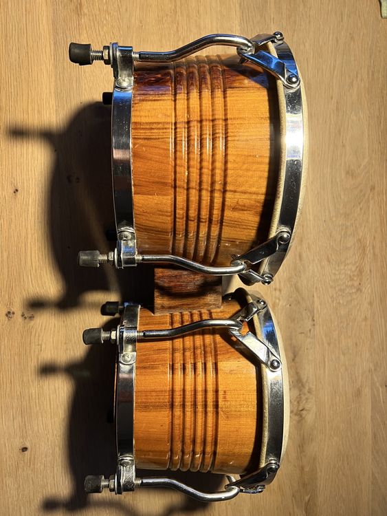 Schönes Bongo Set (Gebraucht) in Neuenegg für CHF 34 – mit Lieferung ...
