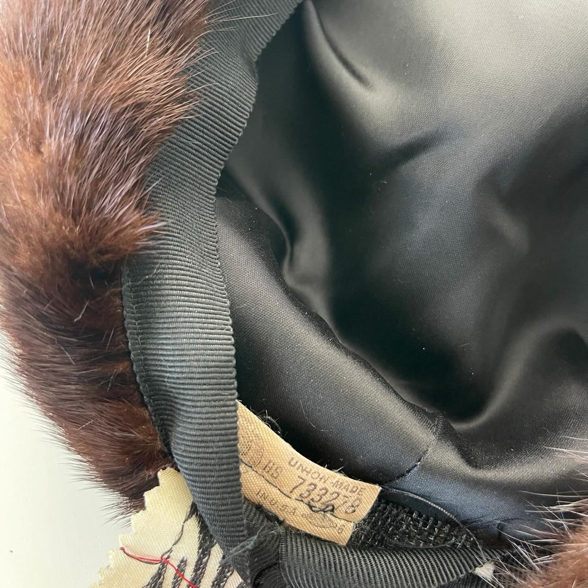 Copricapi, berretti & cappellini: Mr. D Vintage Mink Hat – Usato da Emmen venduto da Avviivva_Com2023 4