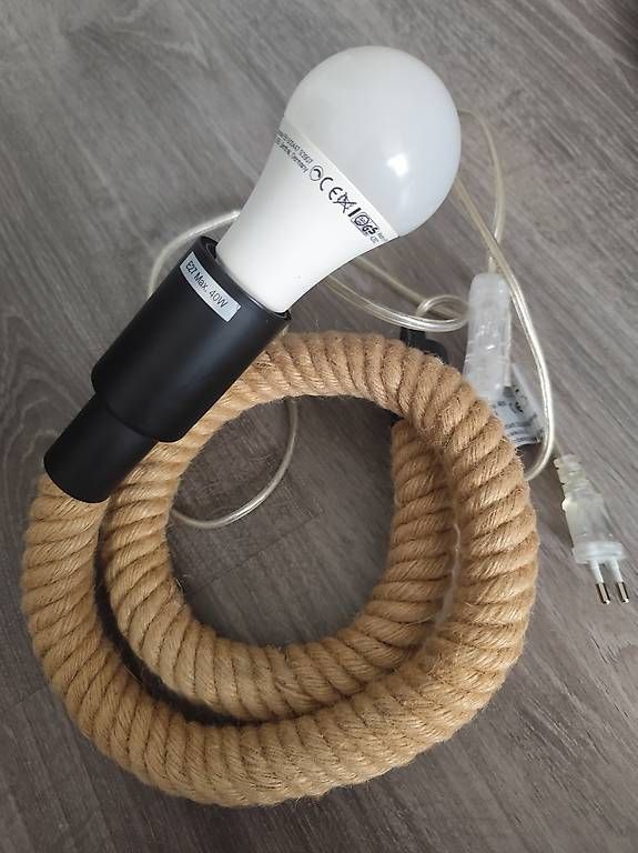 Lampen: Biegbare Lampe – Gebraucht aus Triengen von sarahzq