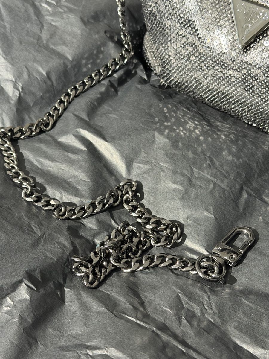 Guess Sacs femmes: Guess Partytasche neu – Neuf (Voir description) à Winterthur par sja_lr56 2