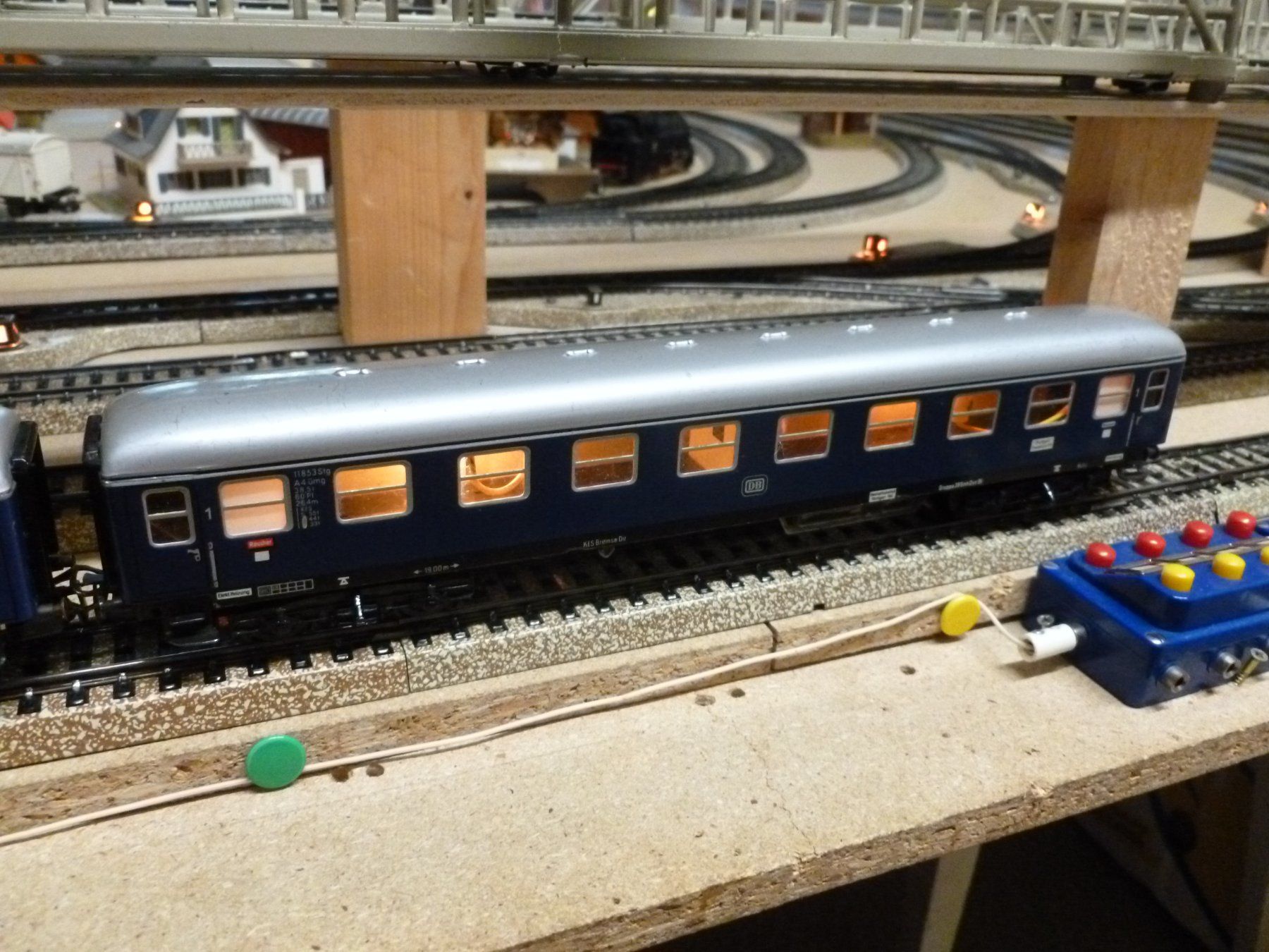 Märklin Modellini di ferrovie: blauer Schnellzug, mit Innenbeleuchtung – Usato da Oberbipp venduto da Vifu 5