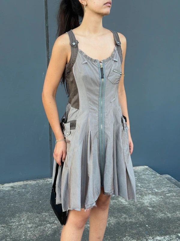 Girbaud Robes: Robe grise – D'occasion à onex par spi_229t