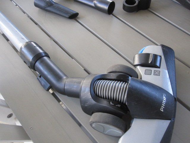Philips Aspirateurs & Accessoires: Philips-Staubsauger – D'occasion à Ehrendingen par spanky11 3
