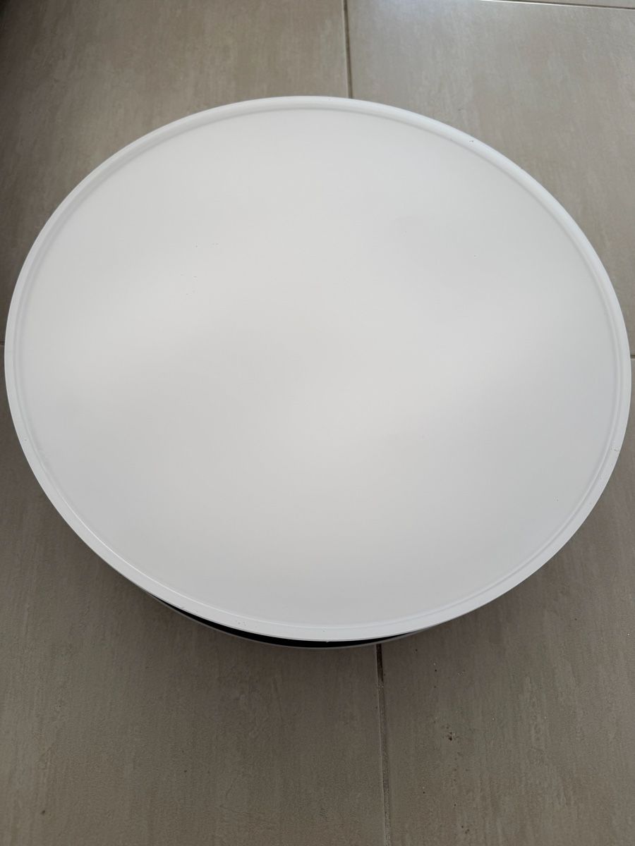 Philips Lustres & lampes de plafonds: Hue – D'occasion à Montreux par MaisonMonteCarlo 1