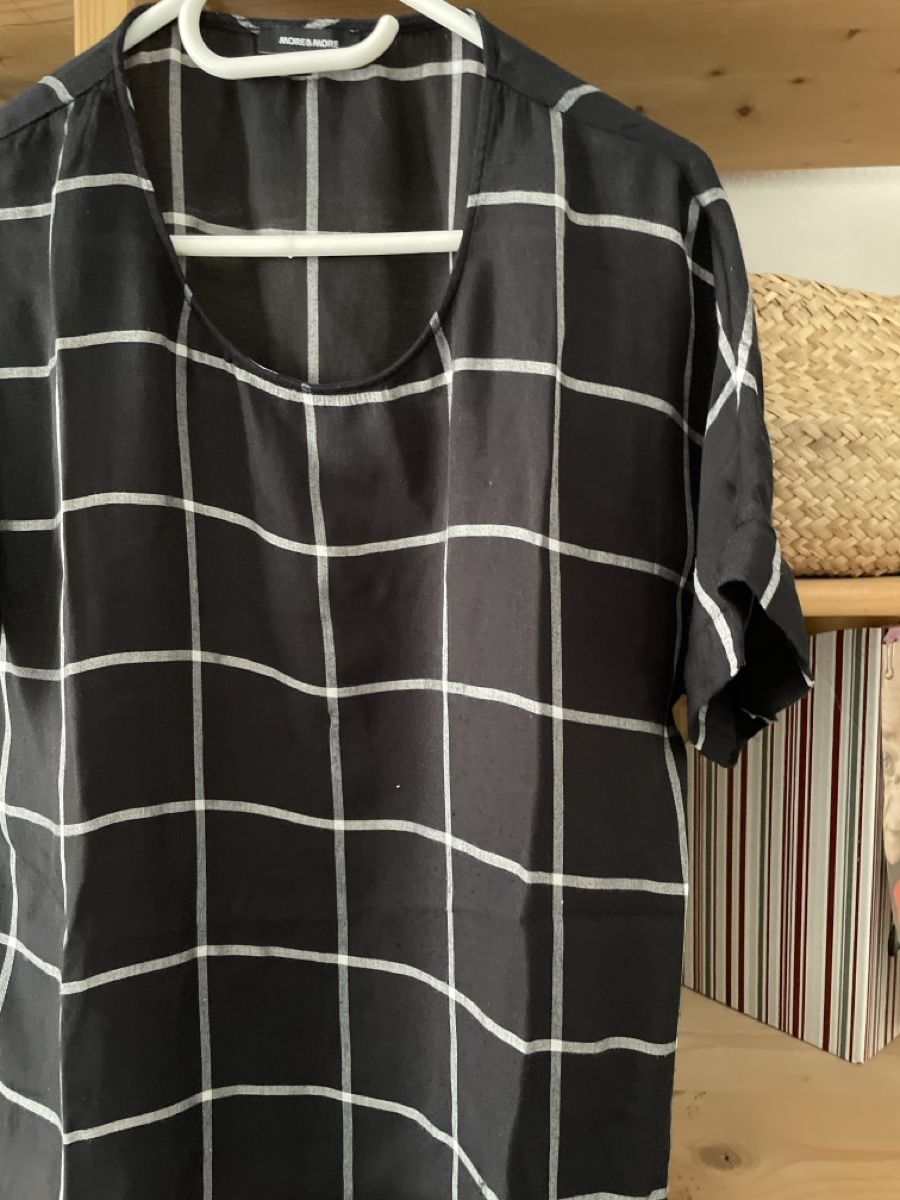 Camicette: Sommerliche Bluse von More&More, Grösse 38, Schwarz – Usato da Basel venduto da Jul17 3