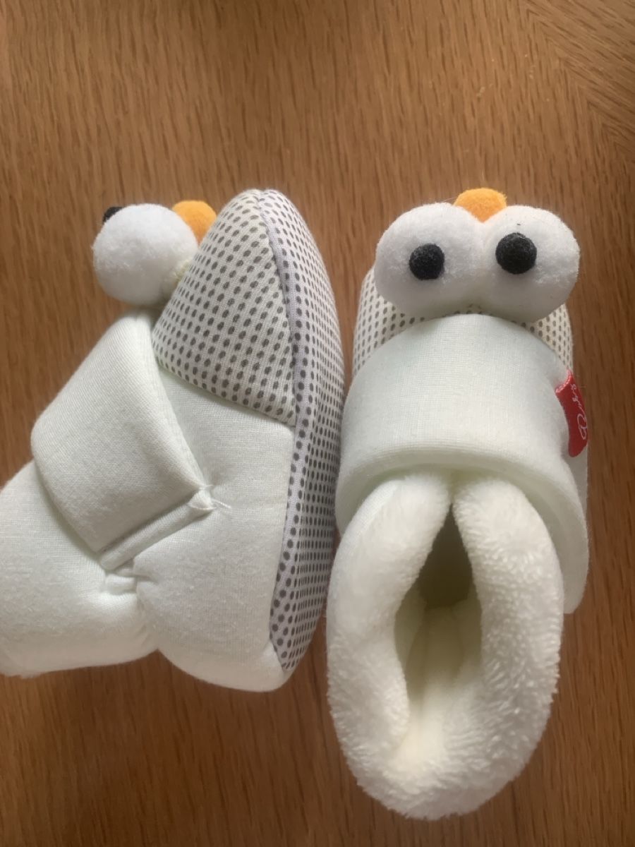Scarpe per ragazzi: Flauschige Babyschuhe Grösse 17/18 – Nuovo (secondo la descrizione) da Basel venduto da yir_tj2l 1