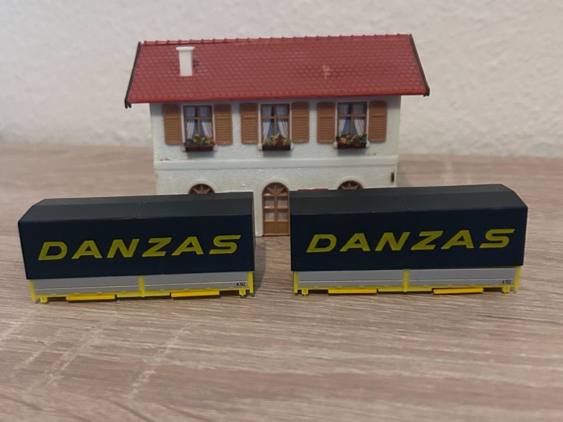 Danzas Trains électriques: Wechselpritsche Danzas 2 Stück – D'occasion à Goldach par Manyro55