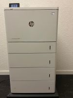 HP LaserJet Enterprise M608dn, 3 Zusatzfächer, neue Toner