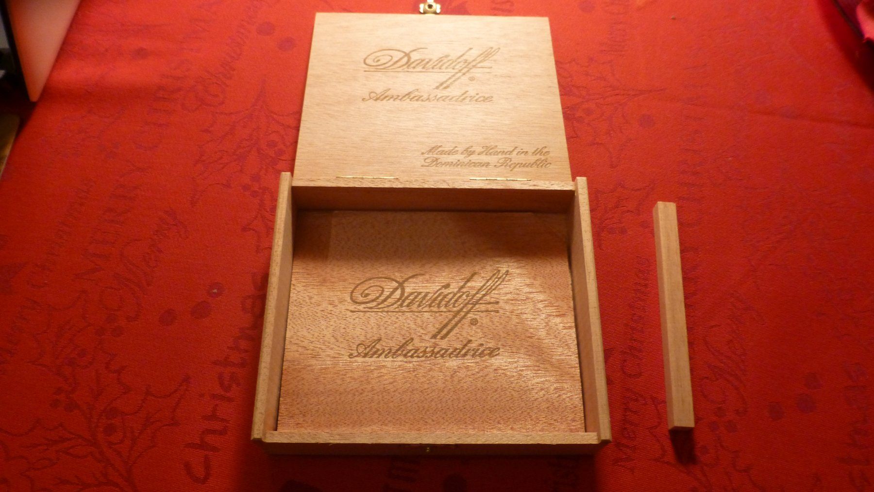 Davidoff Sigari: 3 DAVIDOFF SCHACHTEL. – Nuovo (secondo la descrizione) da Burgdorf venduto da may52
