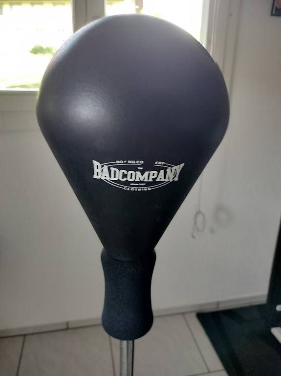 Sacchi da boxe: Boxsack, Pnnchingkugel, Punchingball – Usato da Kölliken venduto da Chilfiker
