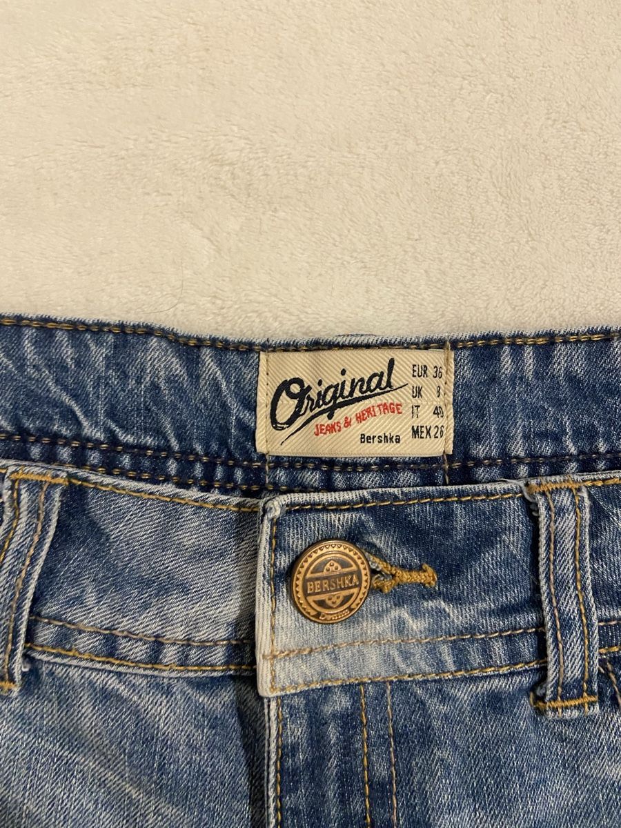 Bershka Jeans: Short Bershka – Usato da Conthey venduto da Lulu310 2