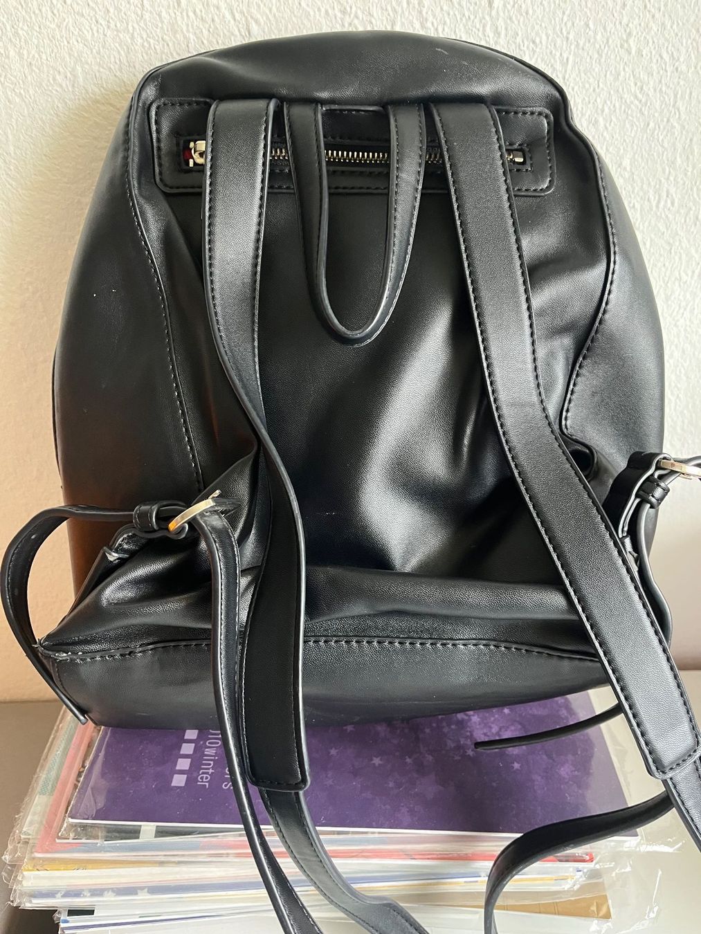 Moschino Zaini: Love Moschino Rucksack schwarz – Usato da Grenchen venduto da sojalatte 3