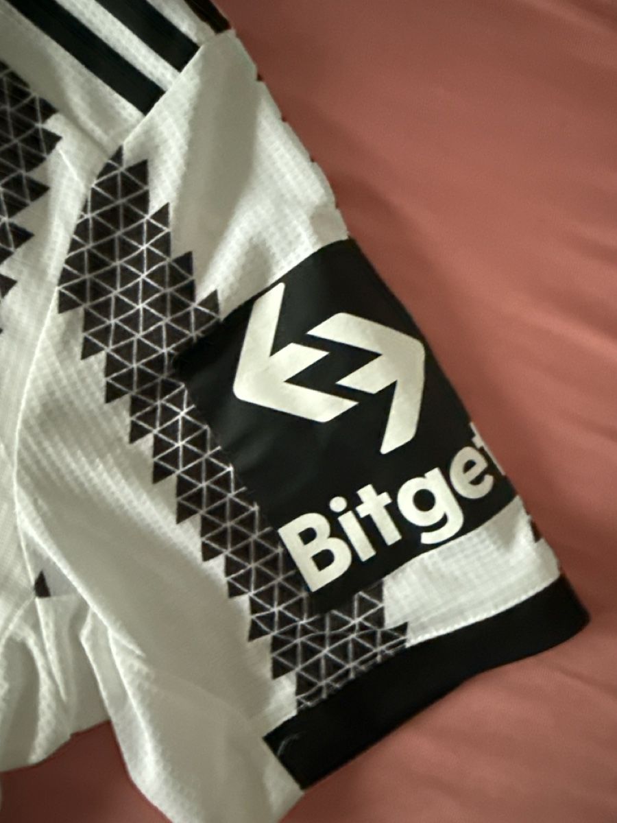 Juventus Canottiere & Pantaloni: Juventus Trikot Saison 22/23 – Usato da Basel venduto da giu_wq86 1