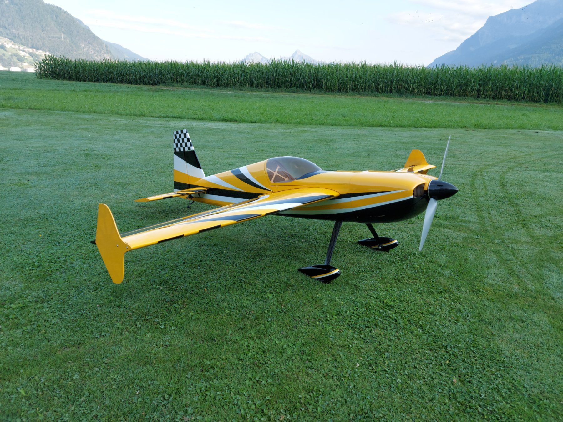 Modellismo RC: Skysun Slick 540 50cc – Usato da Flums venduto da Sgrueni 1