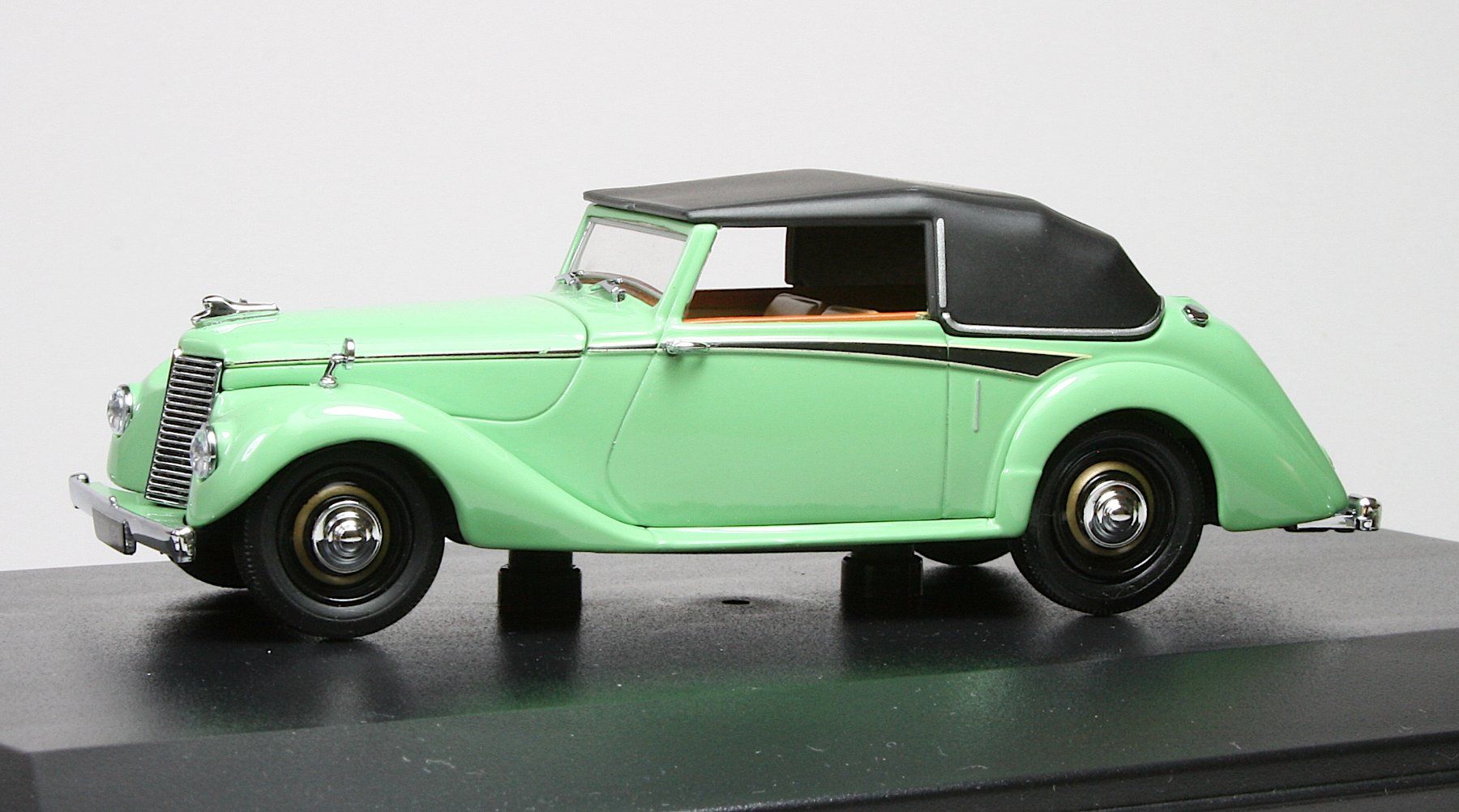 Modellini d'auto: Oxford Diecast Armstrong Siddeley Hurricane – Nuovo (secondo la descrizione) da Elsau venduto da Peekay8 7