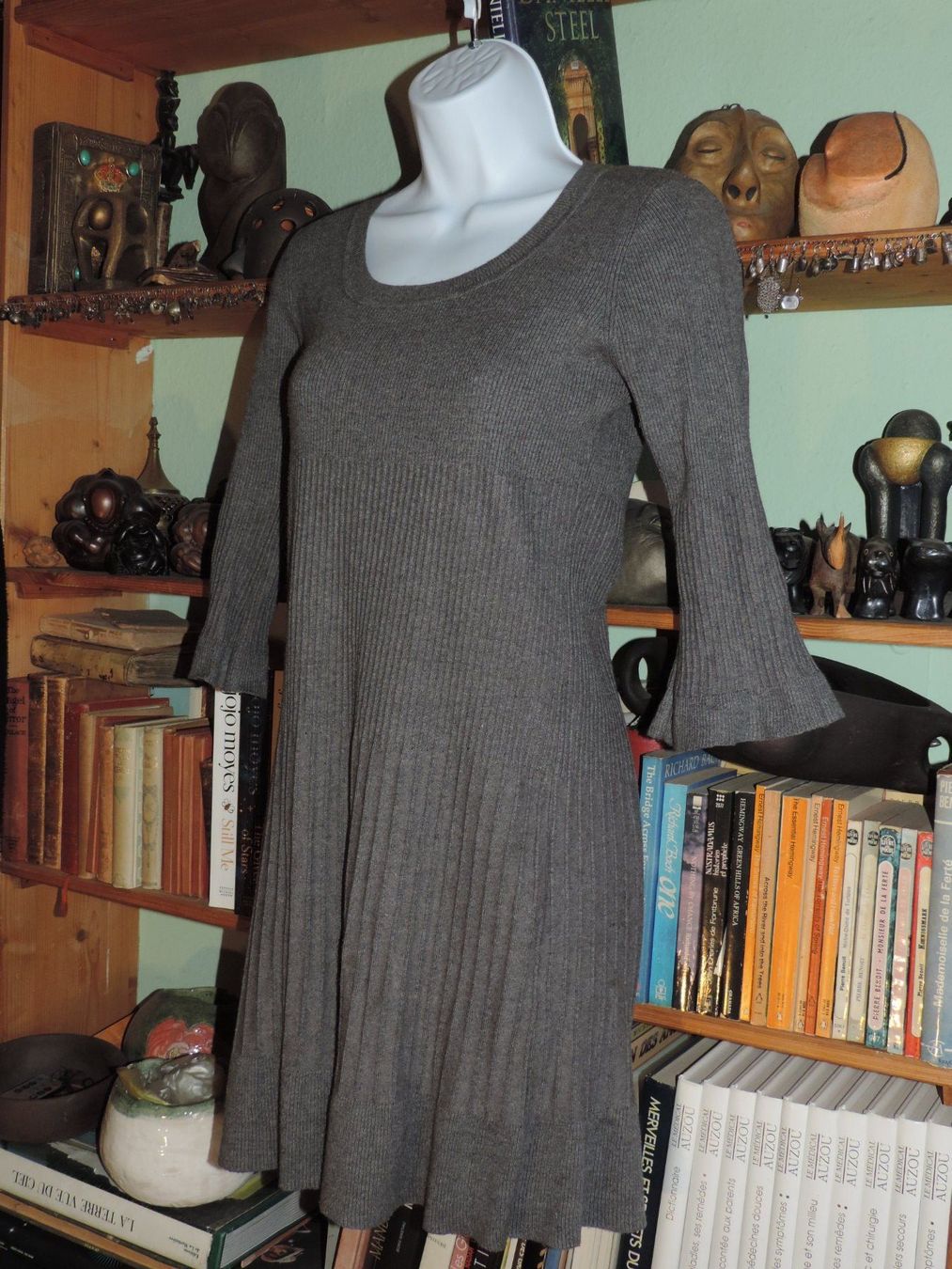 Vestiti: robe grise avec sac – Usato da Genève venduto da Axelle333 5