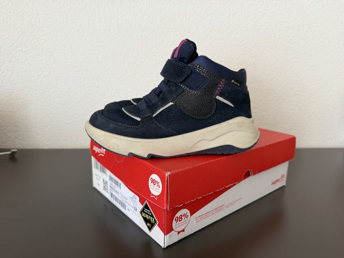 Superfit Schuhe für Mädchen: Superfit Grösse 32  – Gebraucht aus Bern von Olenush