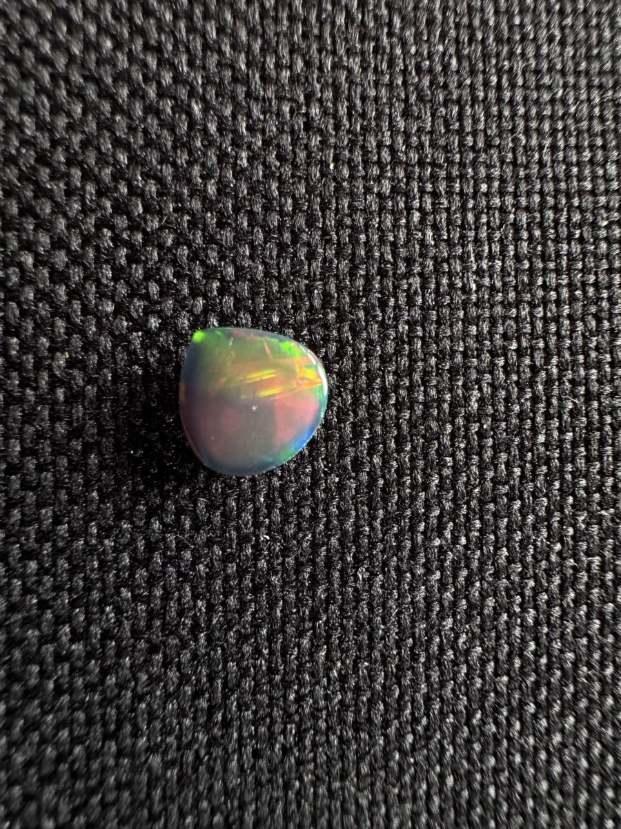 Pierres précieuses: Black Opal 0.95 ct – Neuf avec emballage d'origine à Wängi par Horus90 1