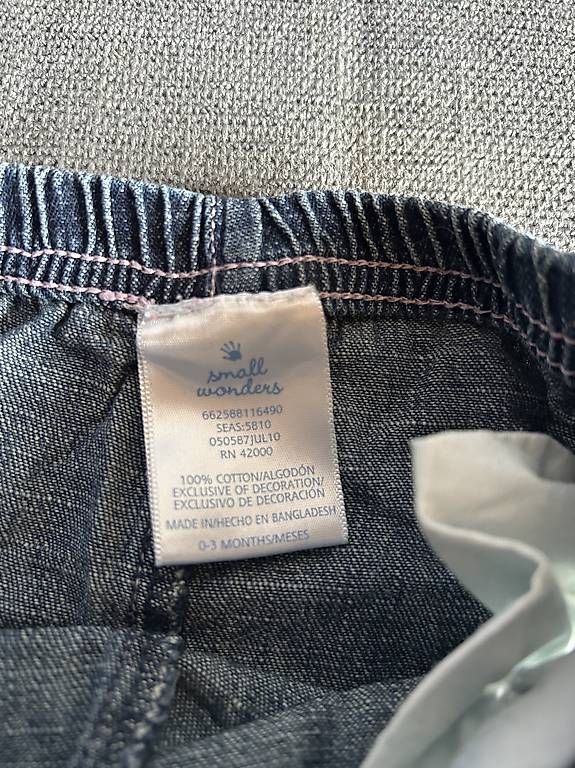 Pantaloni: Small Wonders Hosen 0-3 Monate – Usato da Gsteigwiler venduto da mischu20 2
