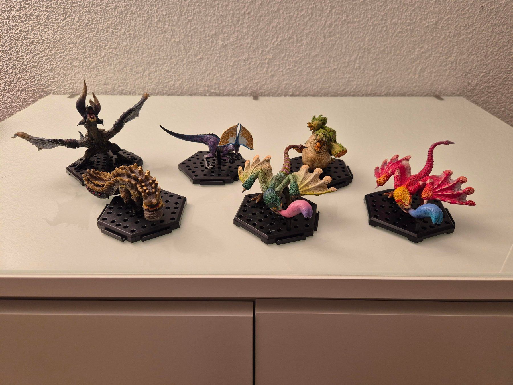 Spielzeuge: Capcom Monster Hunter Figure Builder - Lot de 6 Figurines – Gebraucht aus Fleurier von ken_hv2k
