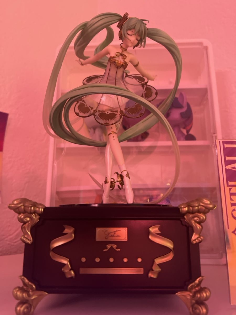 Statuette: Hatsune miku figure ORIGINAL READ DESC – Usato da Zuchwil venduto da PonyPopArt