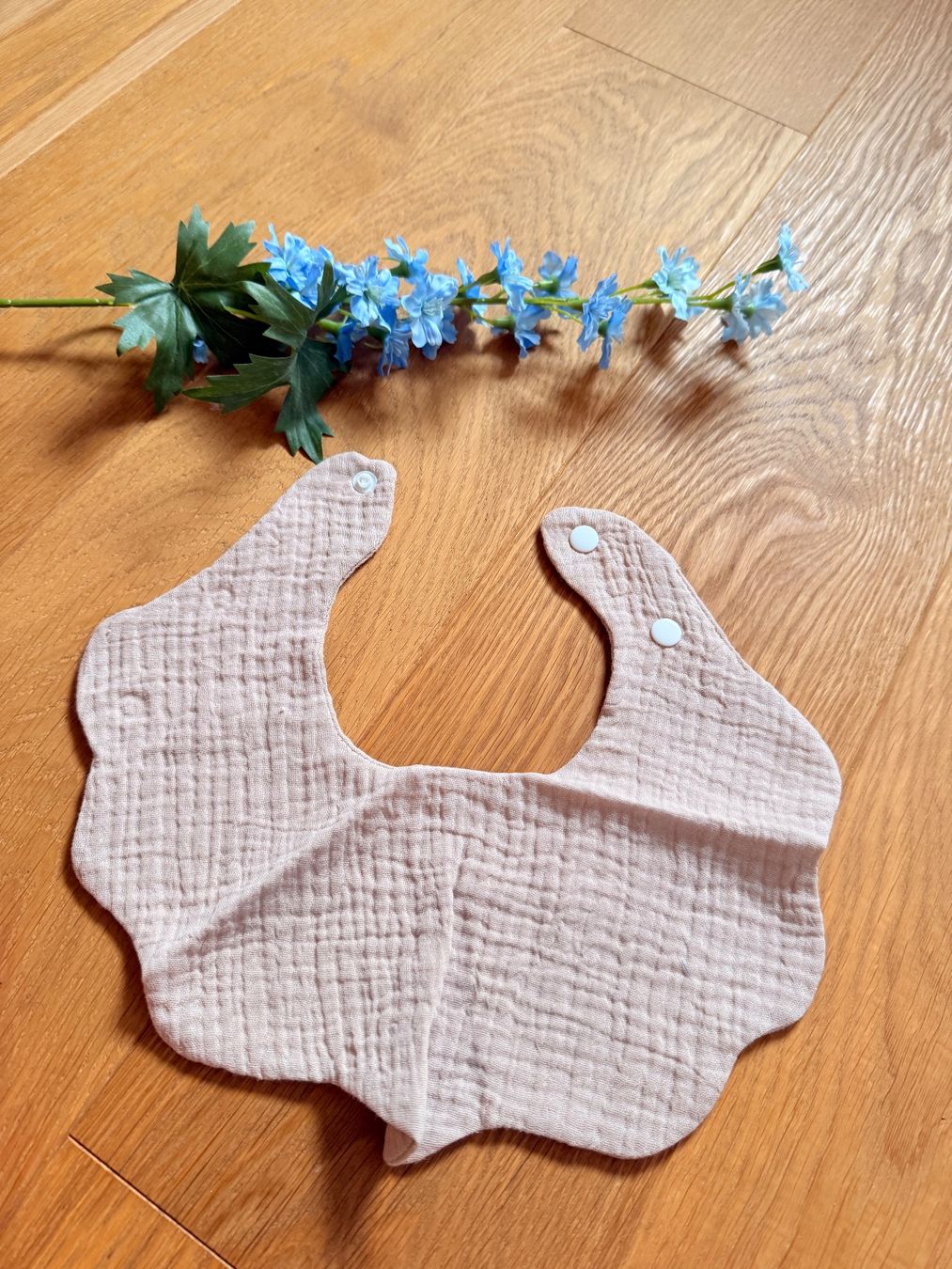 Baby-Mahlzeiten: Lätzchen – Neu (gemäss Beschreibung) aus Dotzigen von White_Warrior