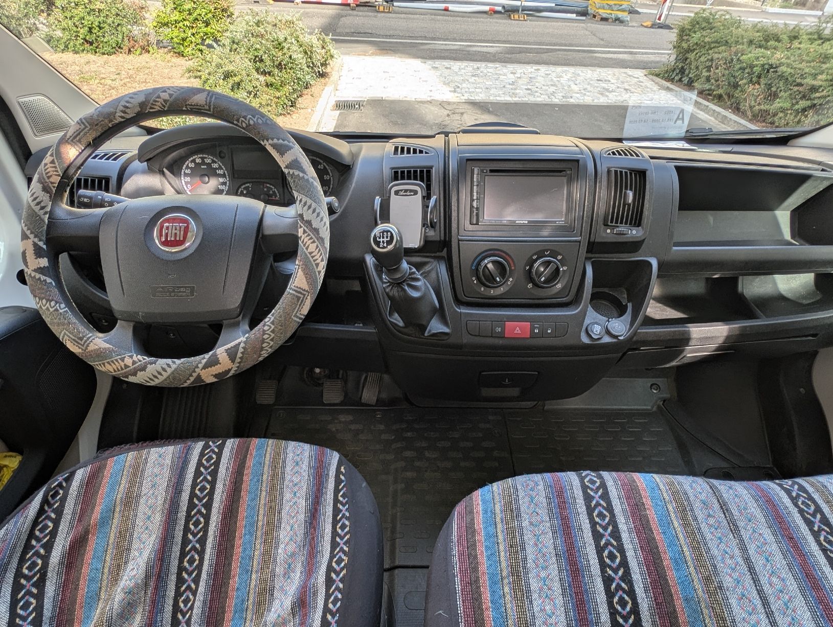 Fiat Camping Fahrzeuge: Fiat Ducato Camper autark – Gebraucht aus Basel von jon_8lqt 7