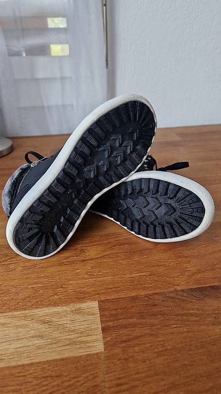 Chaussures hommes: VTY Sneaker Gr. 36 – D'occasion à Spiez par tweety033 3