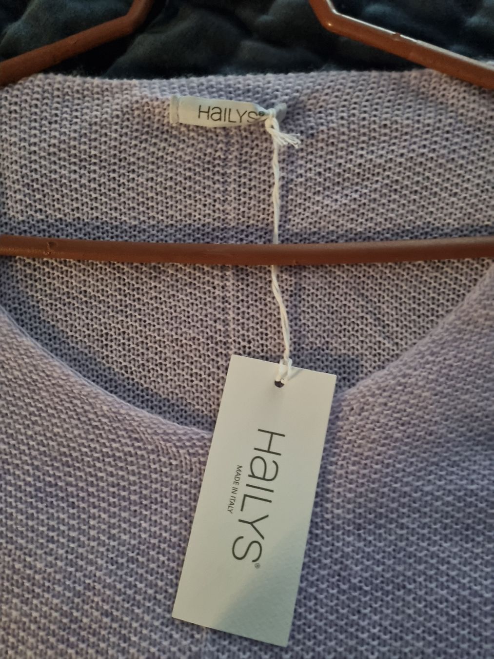 T-shirt: cooles Shirt mit Etikett – Nuovo e nell'imballaggio originale da Döttingen venduto da Mass-krisG 2