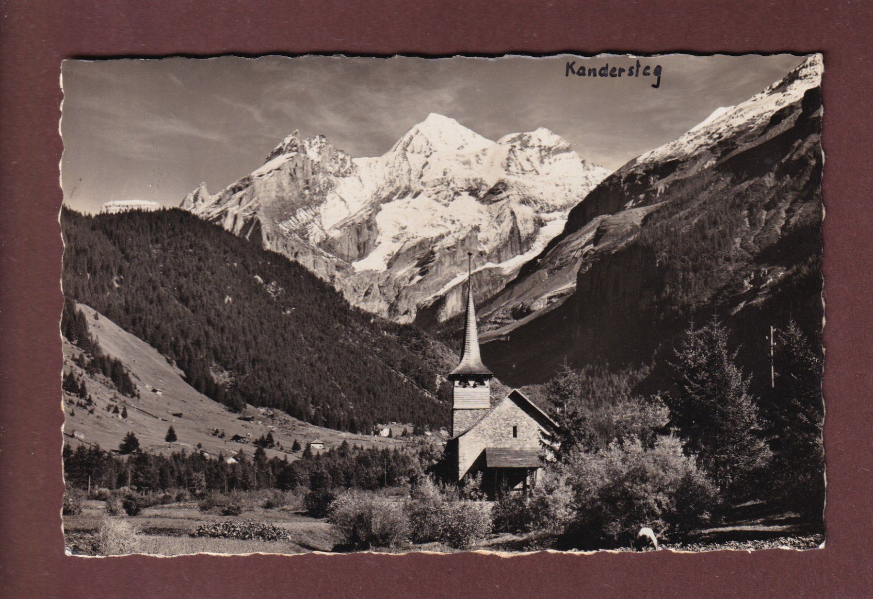 Ansichtskarten: KANDERSTEG - Blümlisalp - Kirche – Gebraucht aus Pully von nicecards-shop