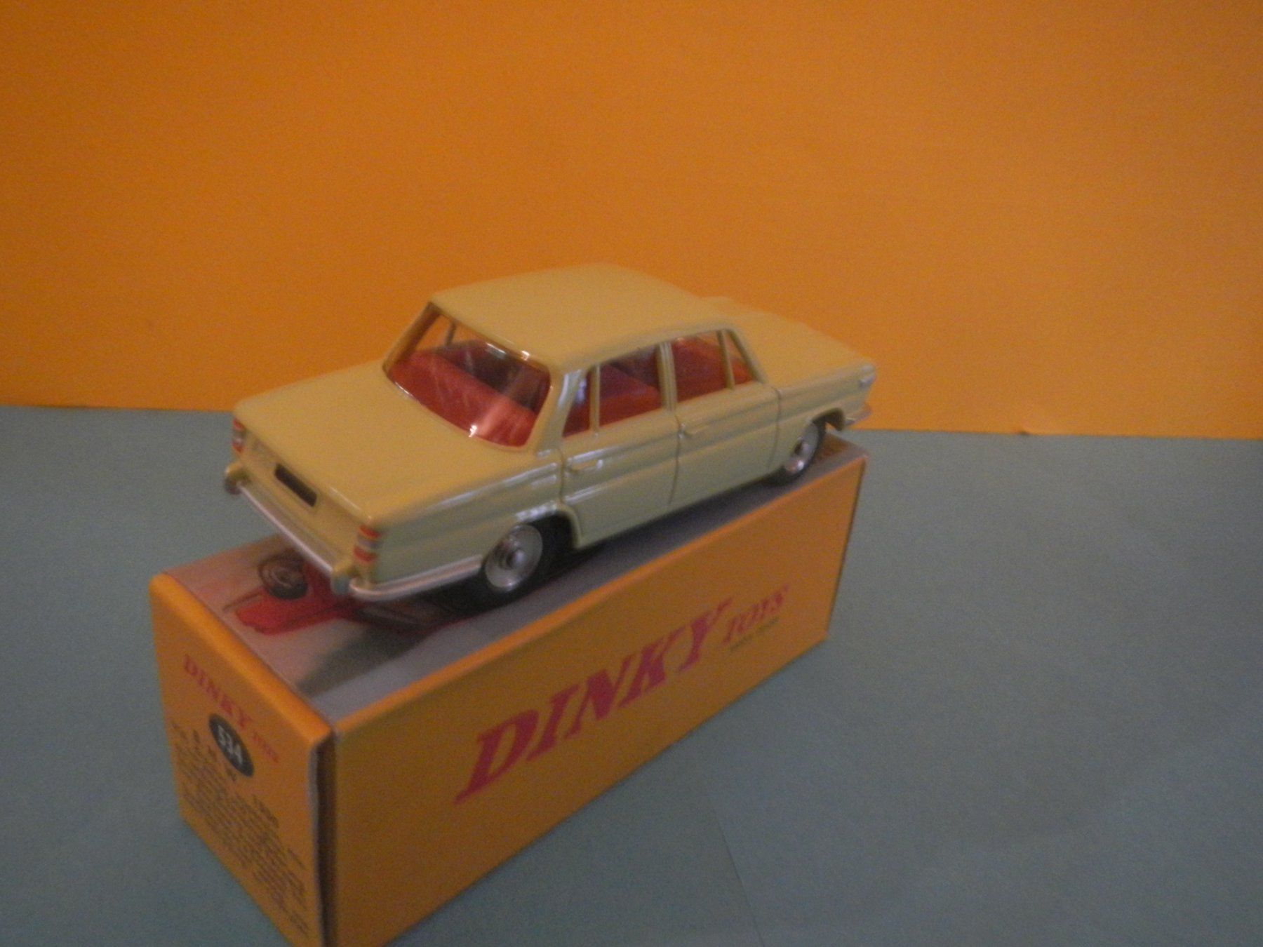 BMW Modellini d'auto: BMW 1500 Dinky Atlas 1:43 – Usato da Domdidier venduto da Bimbo57 2