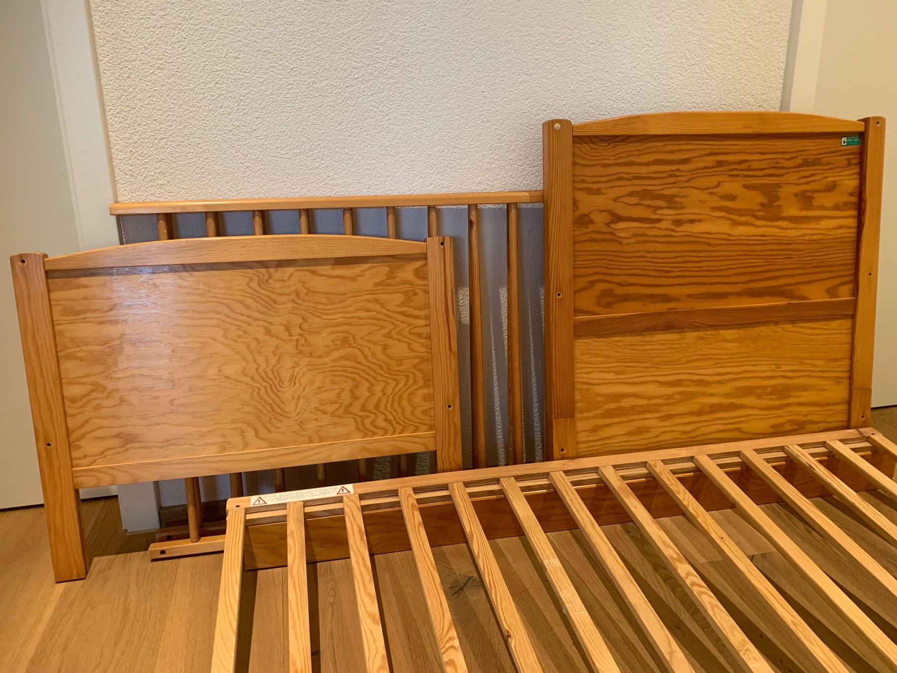 Betten: Gitterbett – Gebraucht aus Recherswil von Sch_gp7q