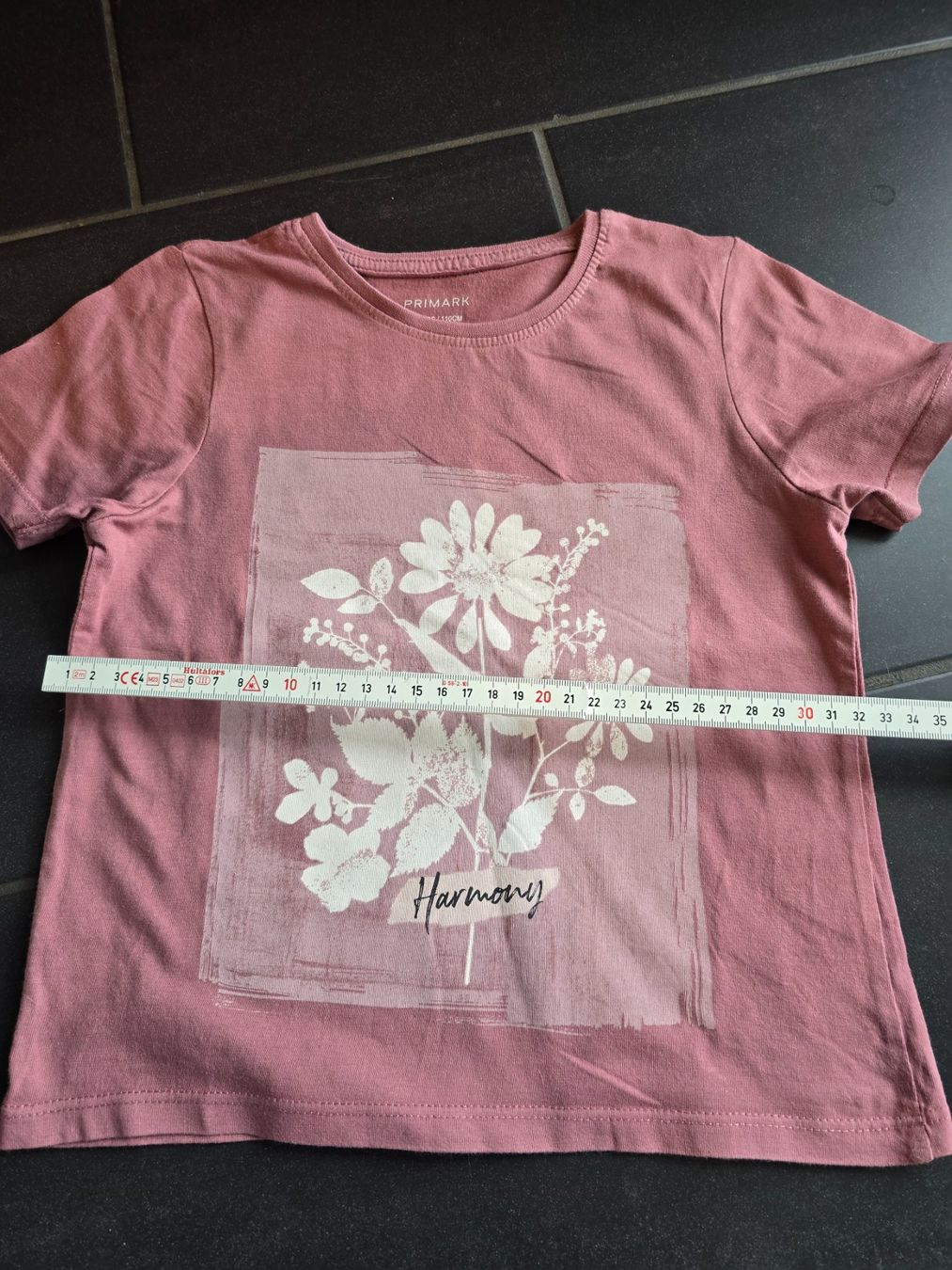 Camicette, T-shirt & Top: T-Shirt Gr. 104 Blumenprint – Usato da Unterentfelden venduto da Panda-87 2