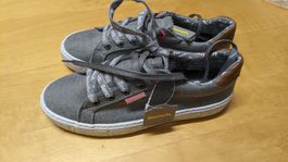 NEUE Bench Sneakers - Schuhe -  Gr. 37