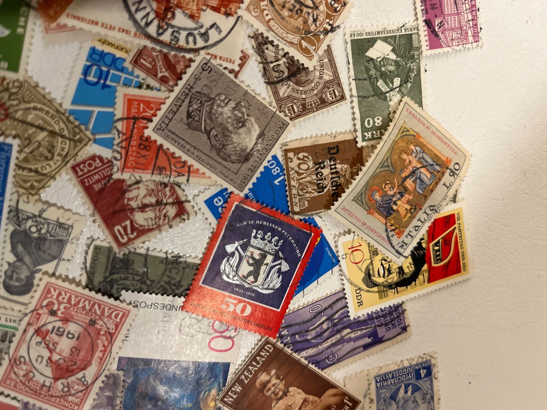 Tutti i francobolli: Lot 29: Lot mit mix Briefmarke – Usato da Chiasso venduto da AzenYa 4