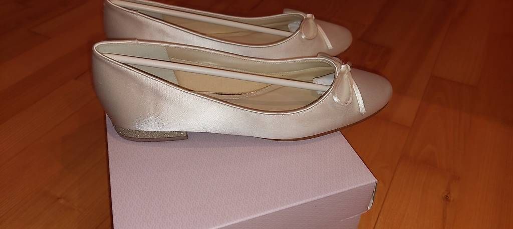 Scarpe da donna: Ballerina von Rainbow Hochzeit – Usato da Wohlenschwil venduto da Fabii82 1
