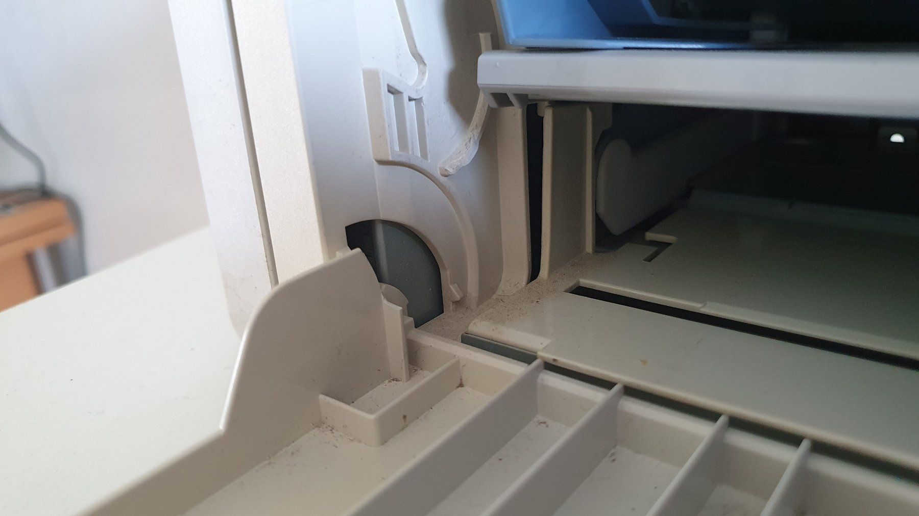 Hewlett Packard Stampanti: HP Laserjet 1022 Drucker s/w – Usato da Giswil venduto da online-Brockenhaus 6
