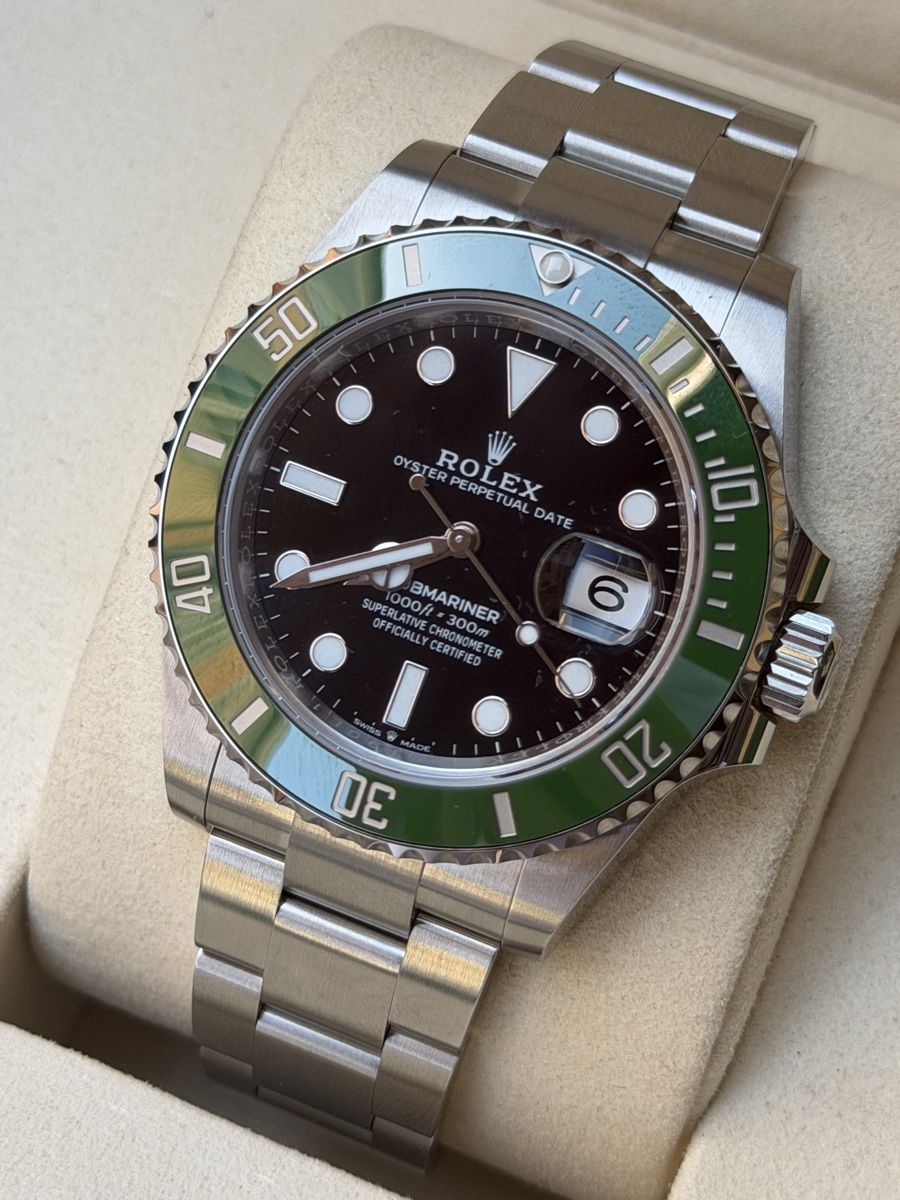 Rolex Orologi: Rolex Submariner Date Starbucks 126610LV – Nuovo e nell'imballaggio originale da Zürich venduto da watchdealer-24 1