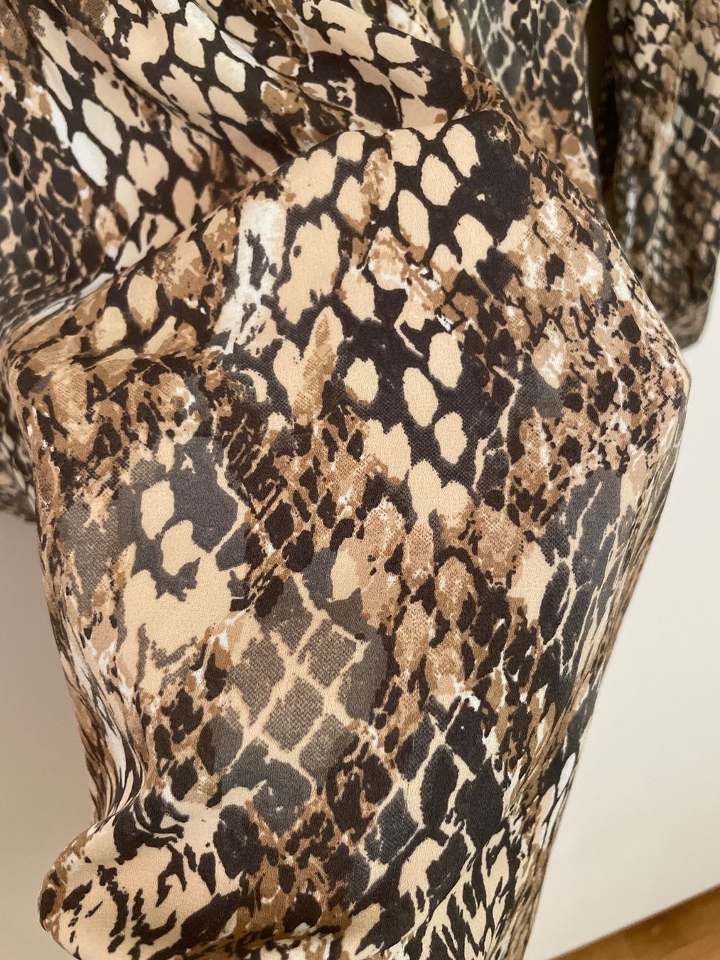 H&M Vestiti: Kleid – Nuovo (secondo la descrizione) da Sursee venduto da Alyel 3