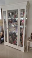 Weisser Vitrinenschrank