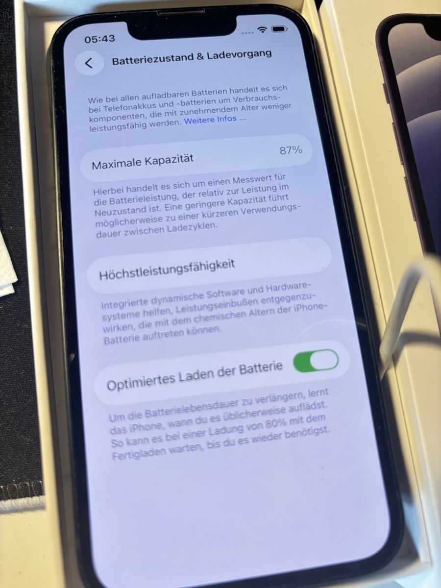 Apple Telefoni cellulari / Smartphones: iPhone 13 mini mit Kabel und Originalverpackung – Usato da Hombrechtikon venduto da bru_7mmt 7