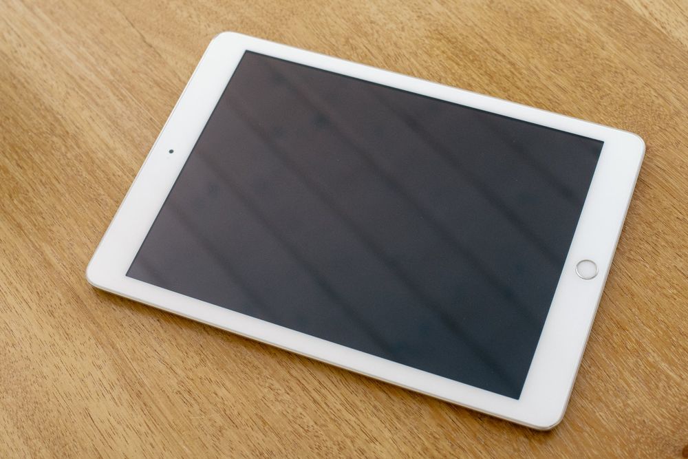 Apple iPad 9.7 (5e Génération) 32Go Wi-FI - Or (Reconditionné