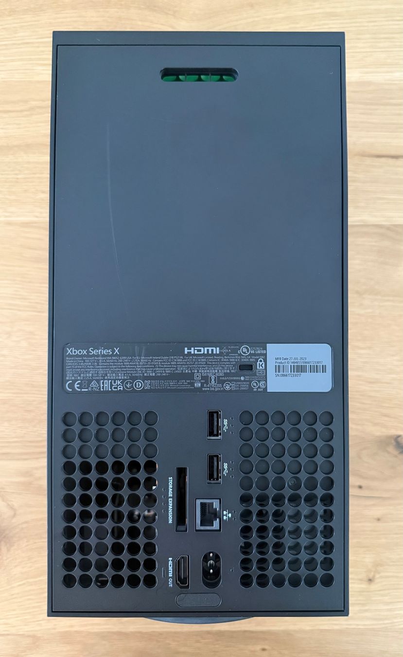 Microsoft Consoles: Xbox Series X + 1 Controller + 2 Charger – D'occasion à Contone par Chaos76 4