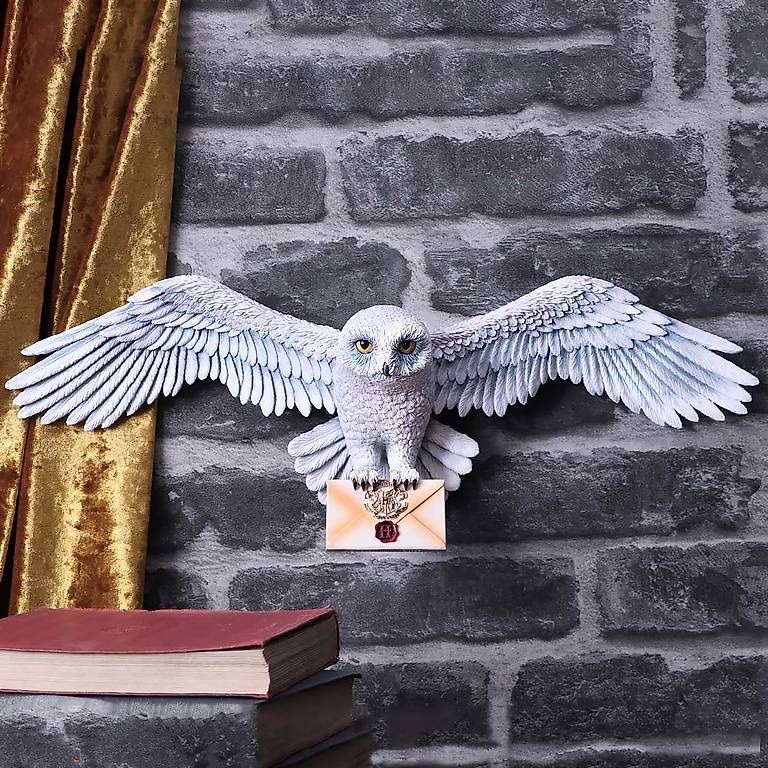 Sculture & Statue: Hedwig Harry Potter Wandskulptur – Nuovo e nell'imballaggio originale da Kestenholz venduto da Yosh