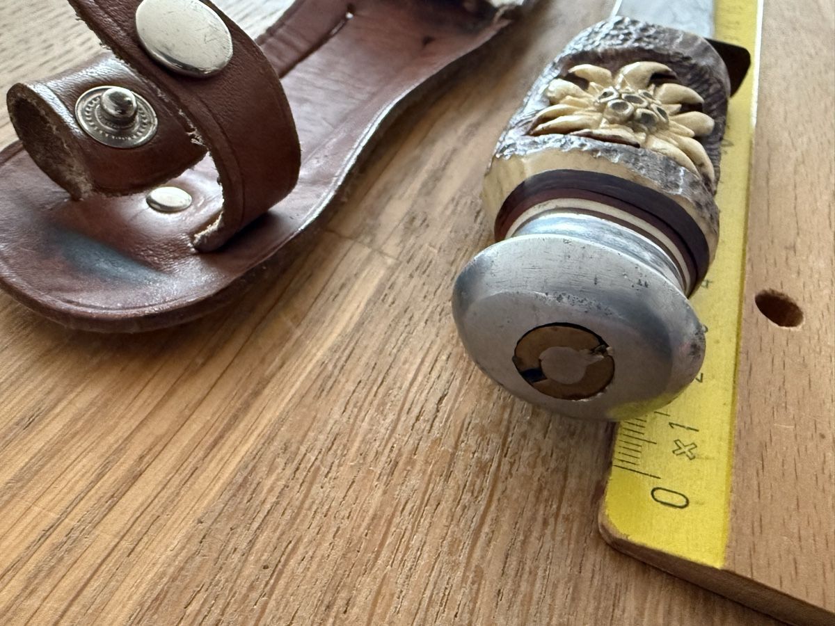 Accessori: Antikes Messer Ackermännchen Jagdmesser – Usato da Goldach venduto da Messerguru 8