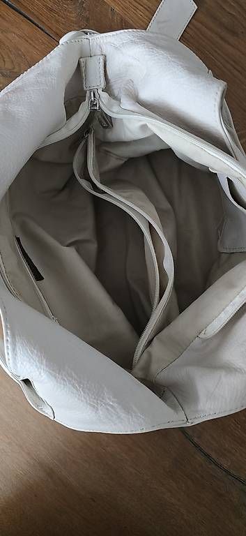 Borse da donna: Cremebeige Echtleder-Schulterhandtasche – Usato da Schlieren venduto da kat_t6xw 2