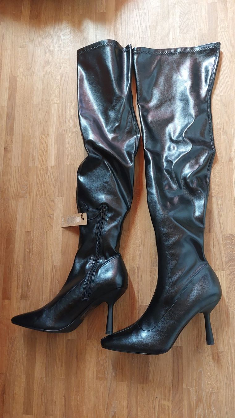 Scarpe da donna: Overknees neu – Usato da Oppligen venduto da SNJ18