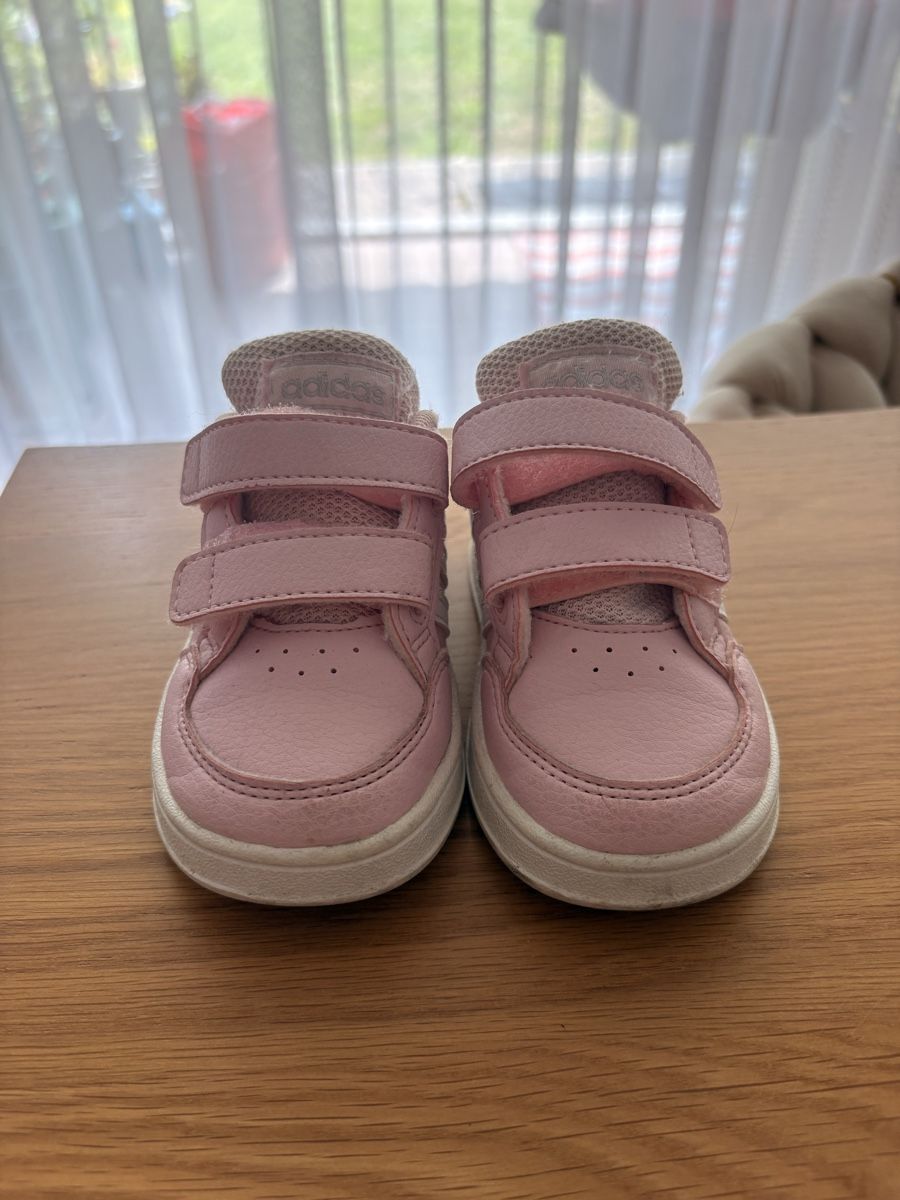 Adidas Scarpe per ragazzi: Scarpe Adidas  – Usato da S. Antonino venduto da FedeKikka88