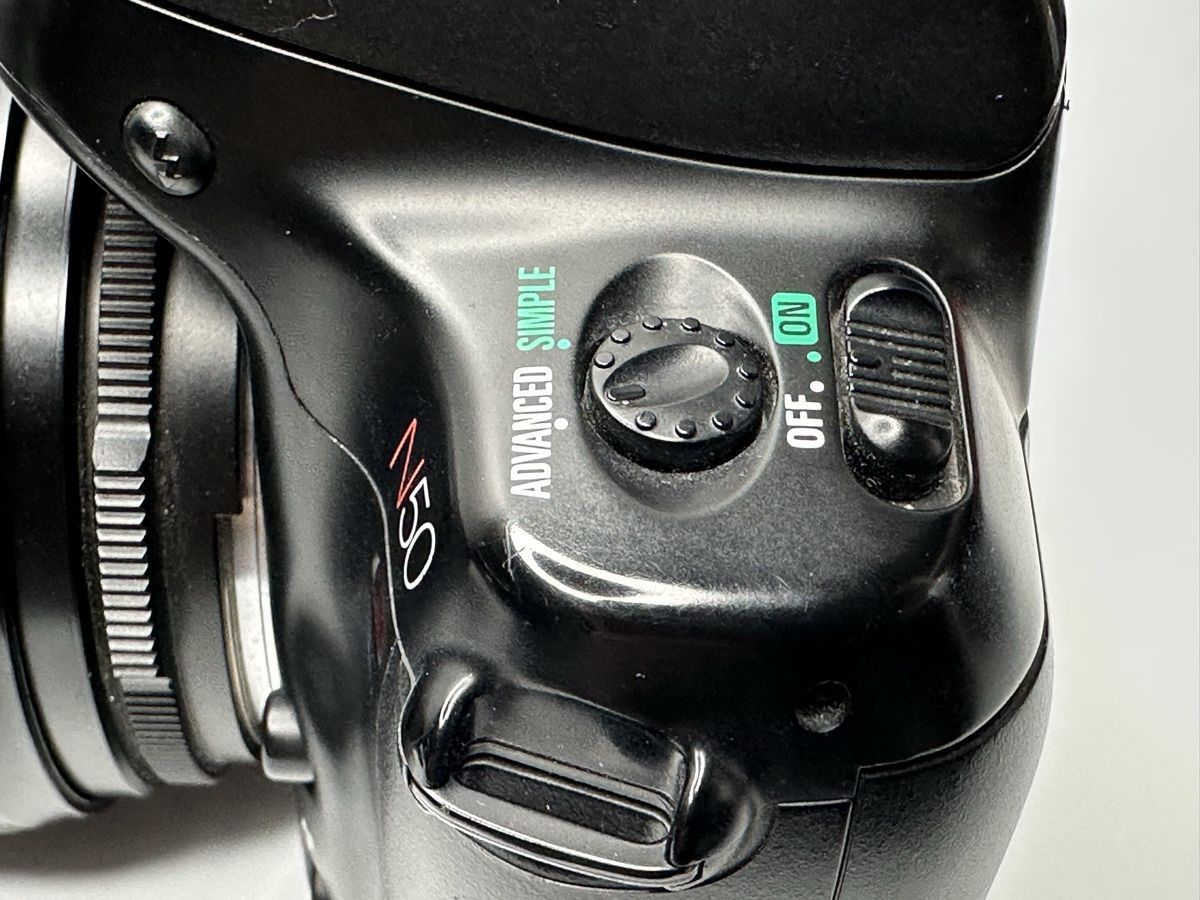 Nikon Kamera: geprüfte Nikon N50 oder F50 mit vivitar Series 1 Zoom – Gebraucht aus zuchwil von solotin74 6